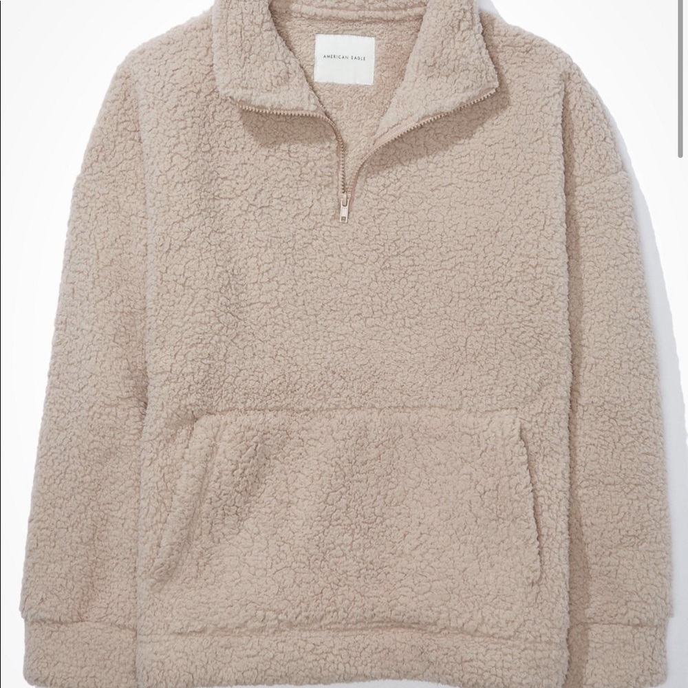 Super soft Sherpa sweatshirt from American Eagle - Picture 2 of 3